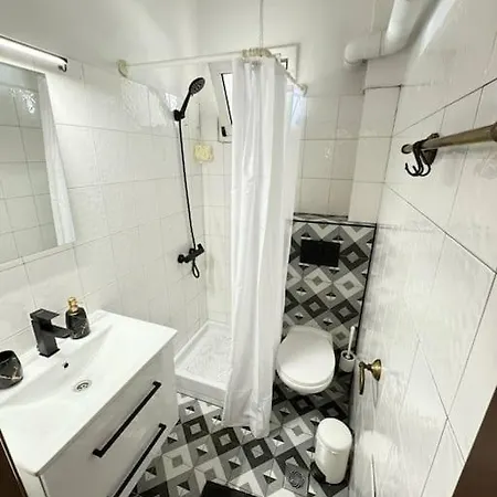 Orea One Thessaloniki-Spacious Living In The Heart Of The City