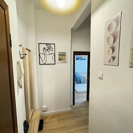 Orea One Thessaloniki-Spacious Living In The Heart Of The City